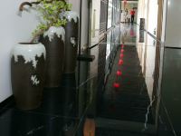 后客智慧酒店(广州新塘地铁站店) - 观景商务大床房