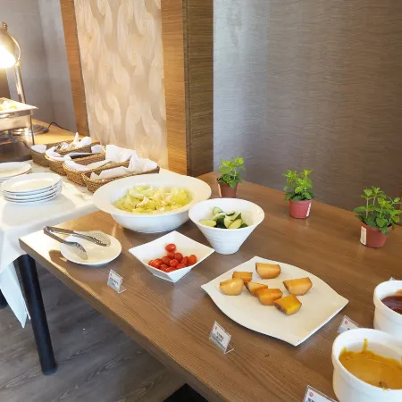 Kailan Hotel Отели рядом с достопримечательностью «Пляж для купания Тоучэн»