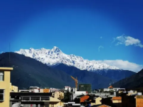 Rongqi Hotel