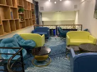汕尾曼寧海灘度假公寓（保利金町灣店） - 海滩