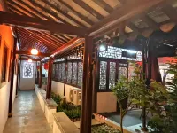 上海里園民宿 井亭豆腐文化展示館（豆腐坊）附近的飯店