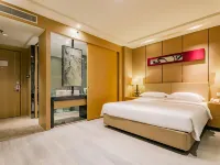 Ramada Bell Tower Hotel Xi'an Hotels near Xi'an City Wall