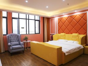 Gucheng Wangheng Business Theme Hotel