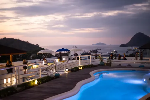 Seaesta Komodo Hostel & Hotel