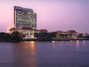 Avani Plus Riverside Bangkok Hotel