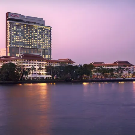 Avani Plus Riverside Bangkok Hotel