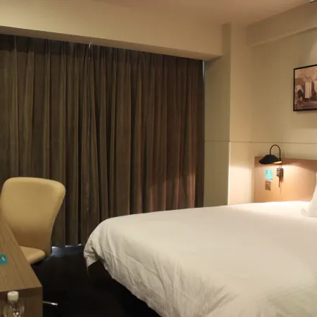 Jinjiang Inn Select (Shenyang North Railway Station Huigong Square)