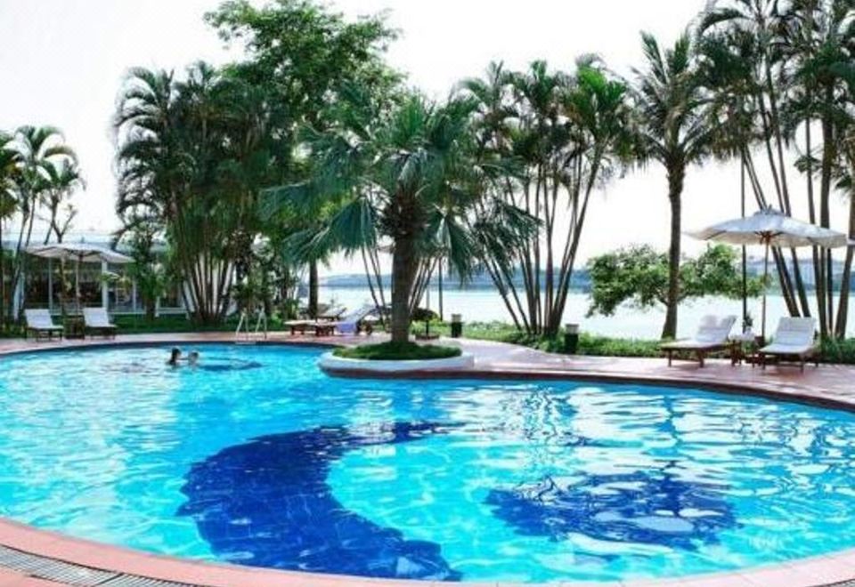 5. 센츄리 리버사이..