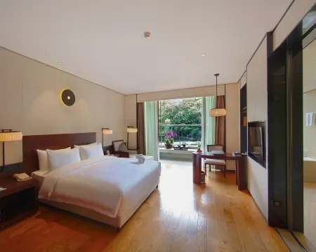 XHYEE Uvilla Resort Culture