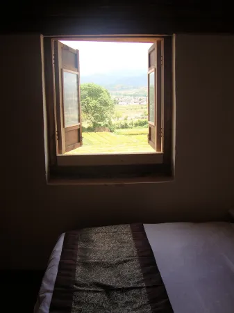 Shaxi Guzongma Hostel Отели рядом с достопримечательностью «Nanguzong Alley»