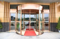 Junyi Hotel (Changning Government Plaza) Hotels near Zhongtiancun