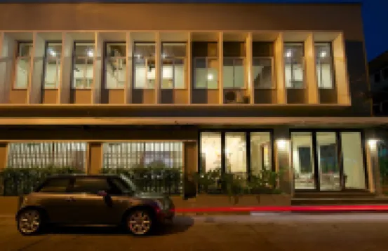 โรงแรมสบายบางกอก โรงแรมใกล้วัดมกุฏกษัตริยารามราชวรวิหาร