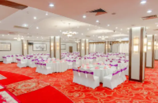 Chuxiong WeishengXiongbao Hotel