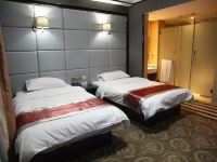 速8酒店(乌鲁木齐南湖店) - 高级双床房