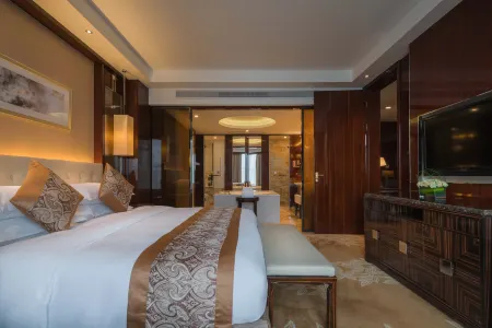 Happiness Hotel Отели рядом с достопримечательностью «China Dinosaur Land»