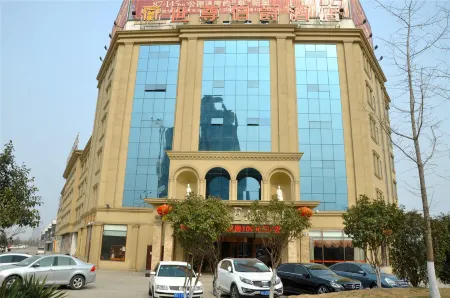 Noble Earl Inn (Linyi Luozhuang Tongda Road store) Отели рядом с достопримечательностью «Linyi Radio and Television Tower»