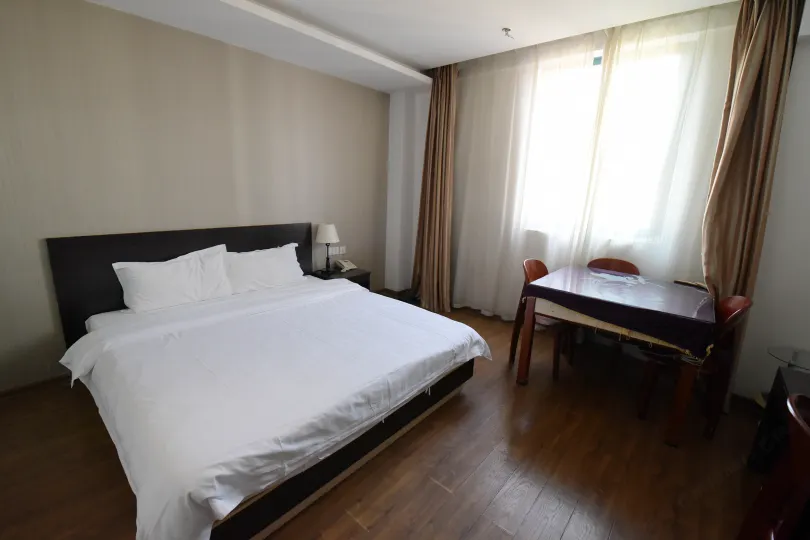 Jiangshan 128 Hotel