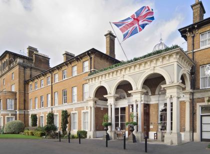 Oatlands Park Hotel