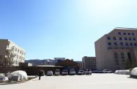 Weishuiyuan Hotel - parcheggio