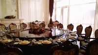 green house Отели в г. Шанхай