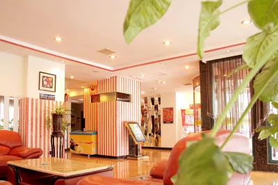 Aiju Hotel (Dashiqiao Railway Station South) Hotels in Dashiqiao