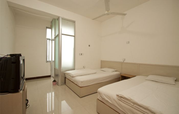 Yishui Hongfu Hotel