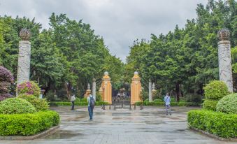 NOMO International Apartment