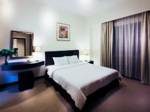 Diamond Westlake Suites