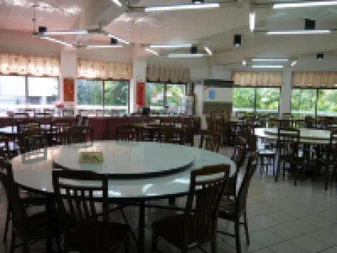 ฉินเหมิน ยูธ แอคทิวิตี้เซ็นเตอร์ โรงแรมในจินเหมิน