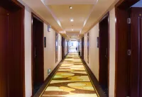 Holiday Inn Fishing Island Lijiang Hotels in Suijiang