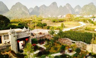 Yangshuo Xiangui Manor (Yulong River Scenic Area)