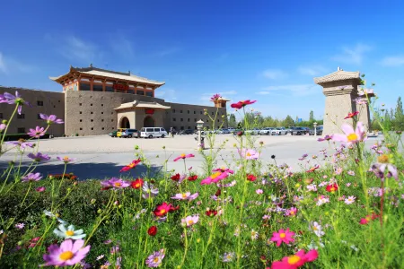 the Silk Road Dunhuang Hotel