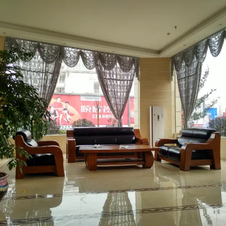 Yingshan Huayi Hotel