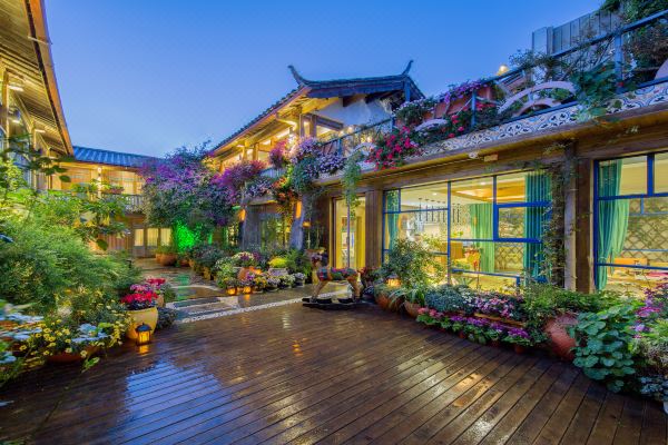 丽江听花堂私人花园客栈