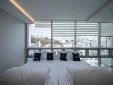 K-Guesthouse Premium Nampo 1 Отели рядом с достопримечательностью «Намподон»