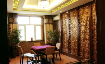 Tianyue Longting Hotel (Kashgar Ancient City)