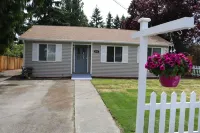 Quiet, Clean and Comfortable Room Hotels in Shoreline