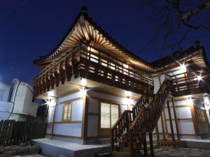 Gyeongju Seorabeol Hanok