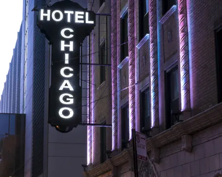 Hotel Chicago West Loop, SureStay Collection by Best Western Hotels near Douglas Park