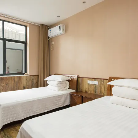 Nanhexia Mingju Hostel