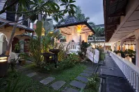 Raintree Boutique Villa & Gallery