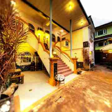 Sunlu Hostel Hotel Exterior