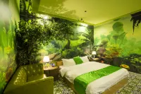 Mi'an Flower Theme Hotel (Beijing Tsinghua Changxu Hospital Tiantong Yuandong Subway Station) Hoteller i Changping District