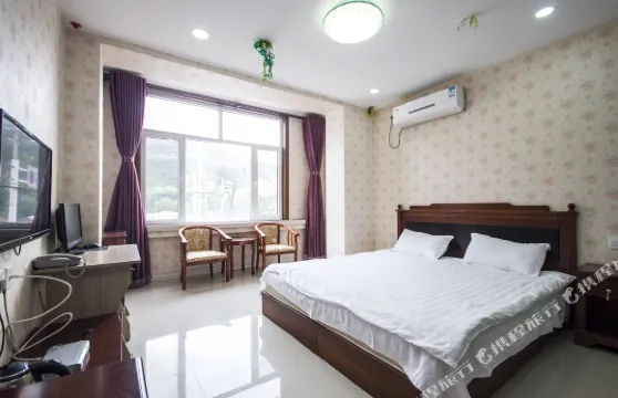 青龍客仙居賓館