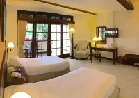 Pines Garden Resort Hotels in Prigen