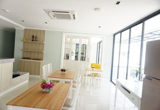 5. 168 스튜디오..