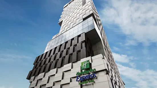 Holiday Inn Express Bangkok Siam, an IHG Hotel