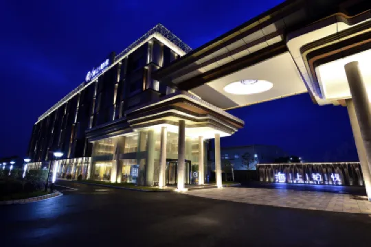 Shanghai · DECO Hotels near Chenhang Ferry Station