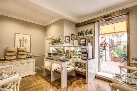 Charme Spagna Boutique Hotel Отели рядом с достопримечательностью «Casanatense Library»