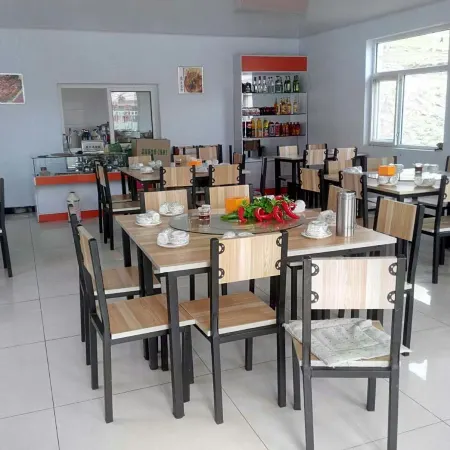 Zhangbei Luojia Dayuan Farm Stay